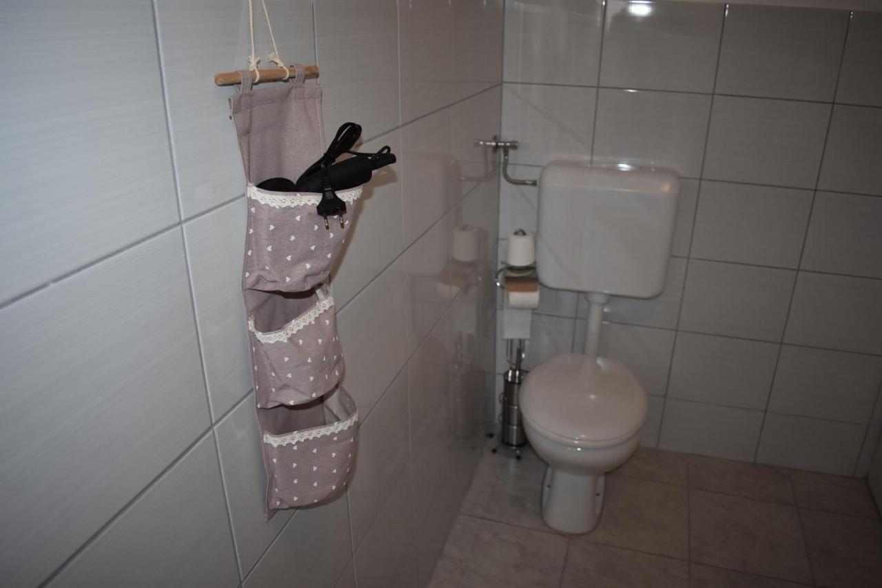 De Lux Apartment & Rooms Emilia Banja Luka Exteriör bild