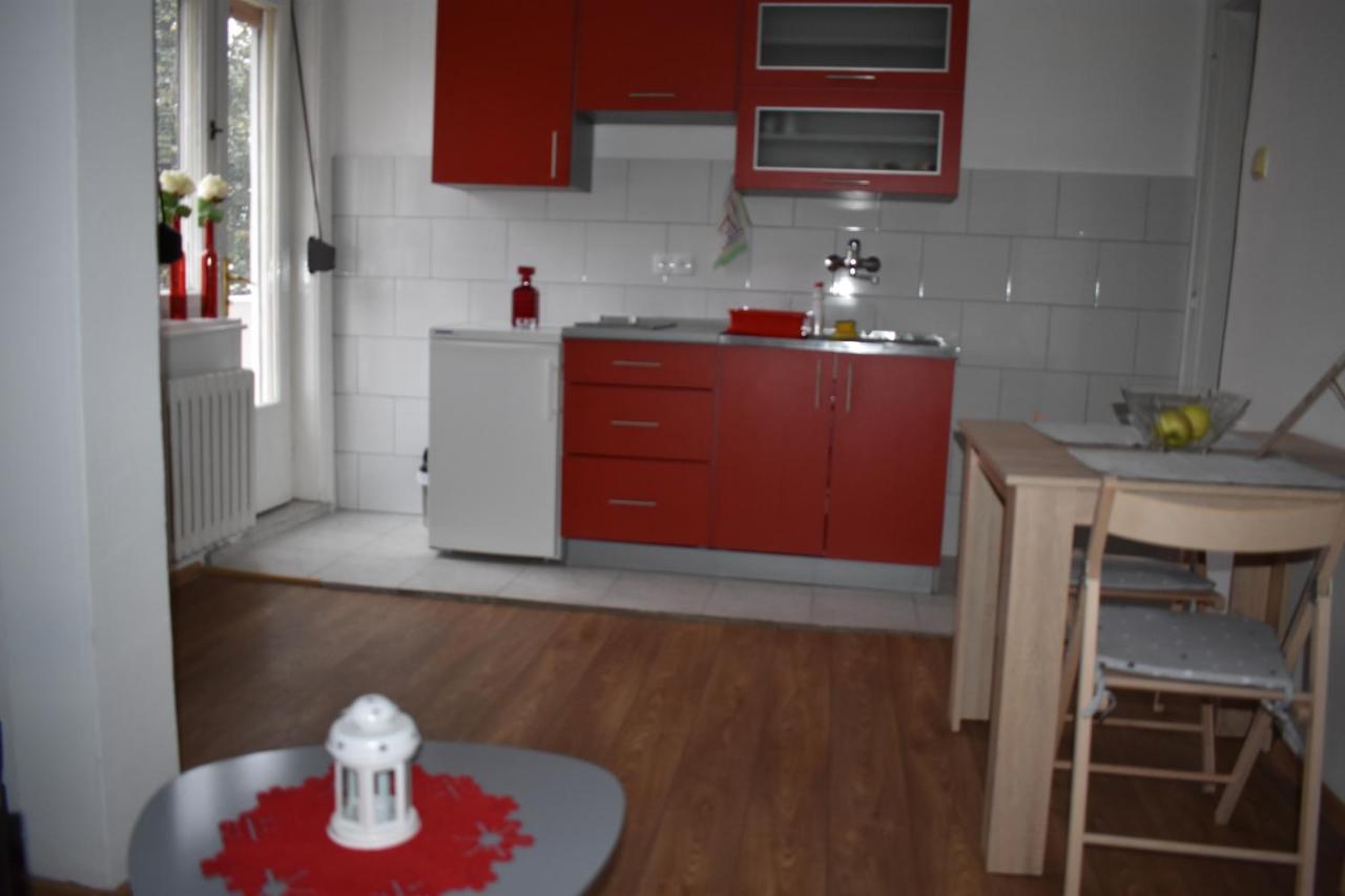 De Lux Apartment & Rooms Emilia Banja Luka Exteriör bild