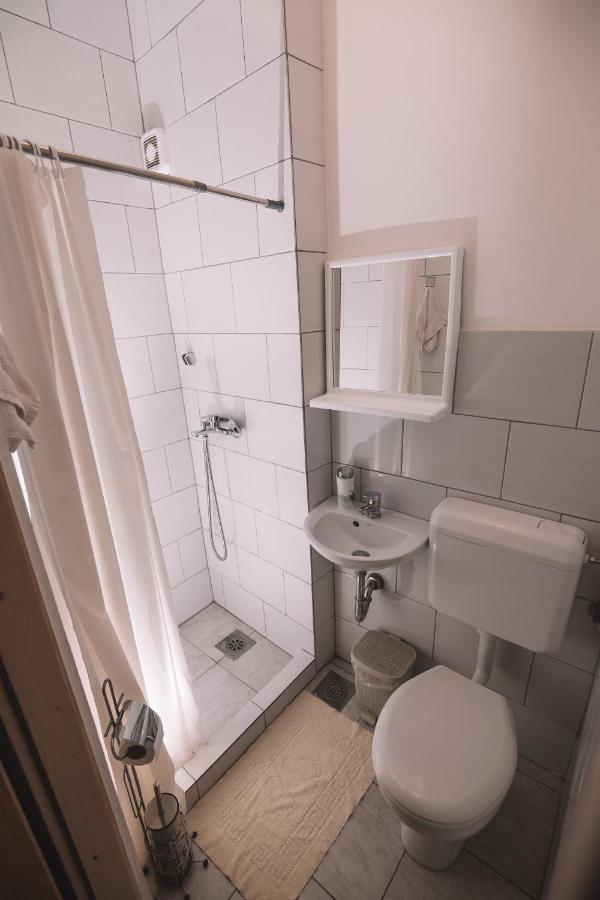 De Lux Apartment & Rooms Emilia Banja Luka Exteriör bild